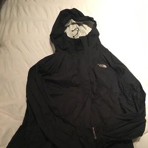 Women’s North Face Rain Shell